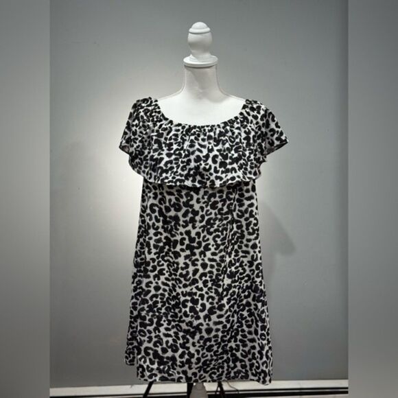SALE! Leopard Print Sanctuary Off-Shoulder Shift Dress Size M EUC - Picture 1 of 5